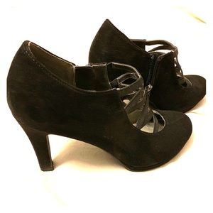 Lauren Blackwell cross strap heels